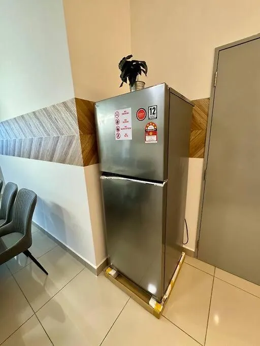 Apartment Trxklccpavvelo, Mrtlrt, 13Pax, 4R2B, Klccpavtrxvelocity X Mrtlrt X 13Pax X 4R2B X Free 4Cpark Kuala Lumpur Malaysia