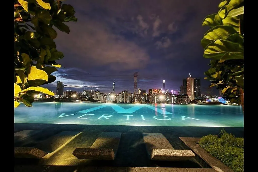 Apartment Trxklccpavvelo, Mrtlrt, 13Pax, 4R2B, Klccpavtrxvelocity X Mrtlrt X 13Pax X 4R2B X Free 4Cpark Kuala Lumpur