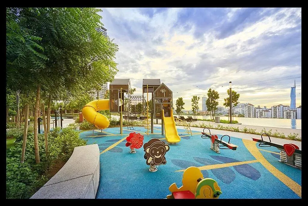 Trxklccpavvelo, Mrtlrt, 13Pax, 4R2B, Klccpavtrxvelocity X Mrtlrt X 13Pax X 4R2B X Free 4Cpark Kuala Lumpur